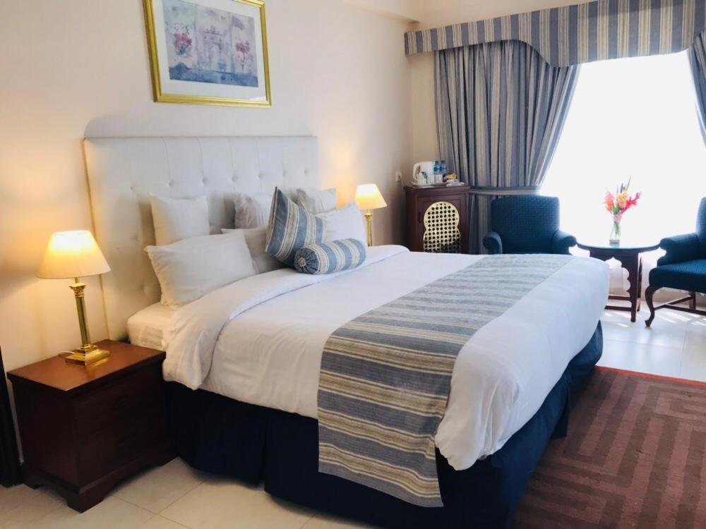 Beach Luxury Hotel Karachi Ngoại thất bức ảnh