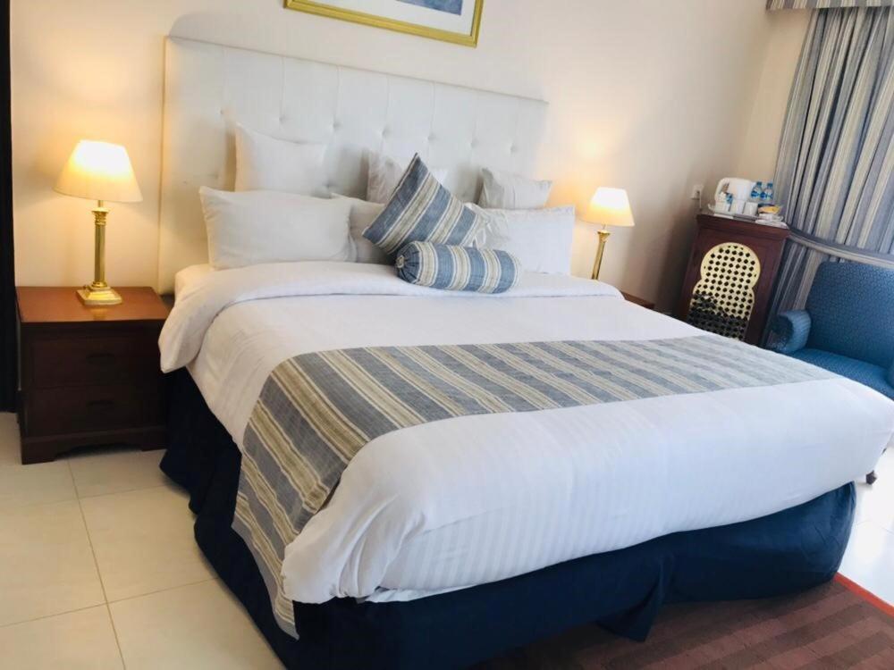 Beach Luxury Hotel Karachi Ngoại thất bức ảnh